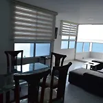 Apartamento en Cartagena Edificio El conquistador Sector el Laguito - By Corfeinco